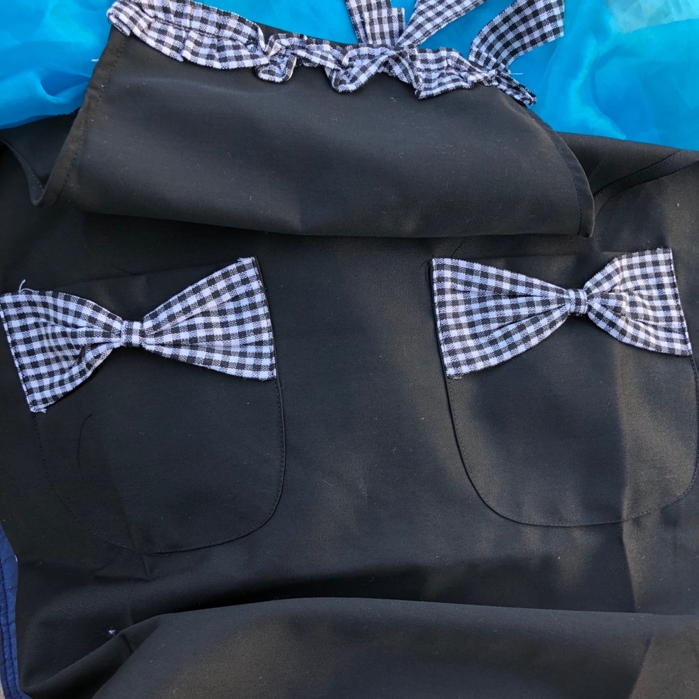 Vintage style apron - Picture 6 of 7